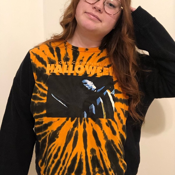 ✨Halloween crew✨ - Picture 2 of 2